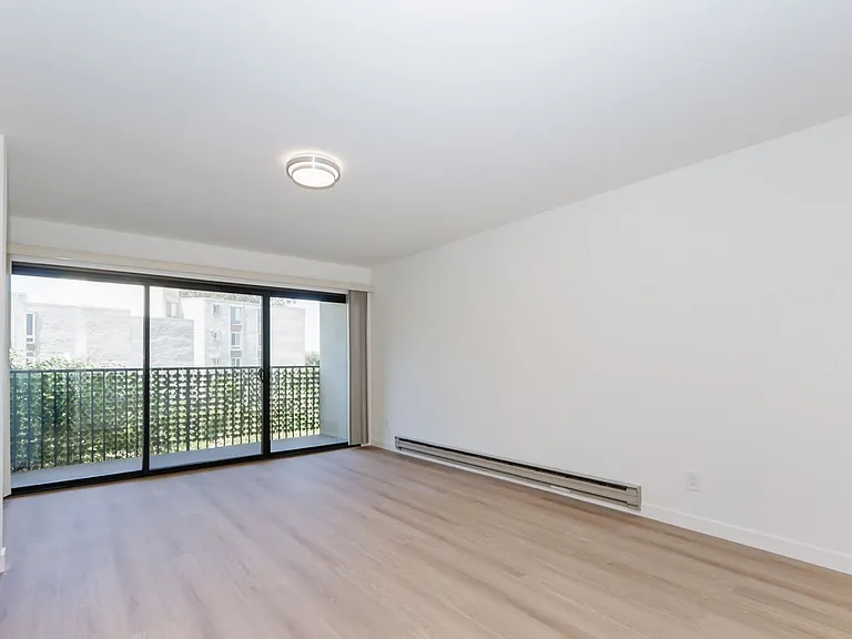 380 Vallejo Dr #128 — Photo 5