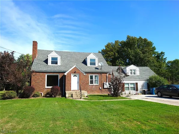 1320 W Montrose St, Youngstown, OH 44505