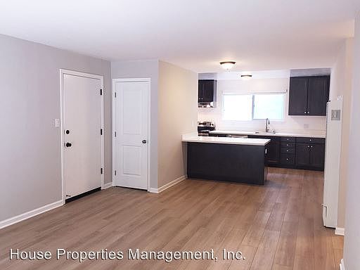 2nd image of 801 Meadowsweet Dr APT K