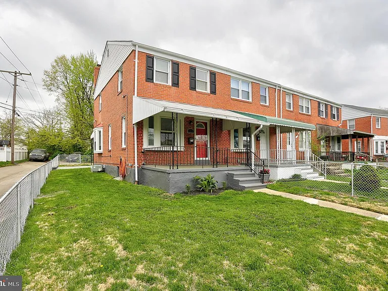 1115 N Marlyn Ave — Photo 20