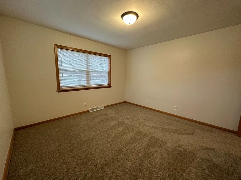6301-6301A W Lakefield Dr — Photo 14
