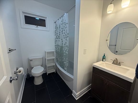 5th image of 31 Scudder St Floor 2