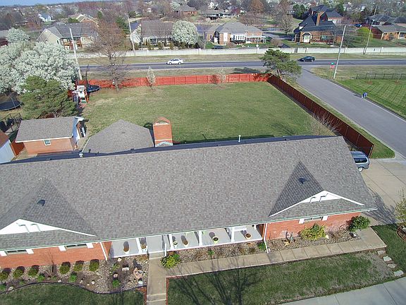 2nd image of 2906 N Lake Shore Dr