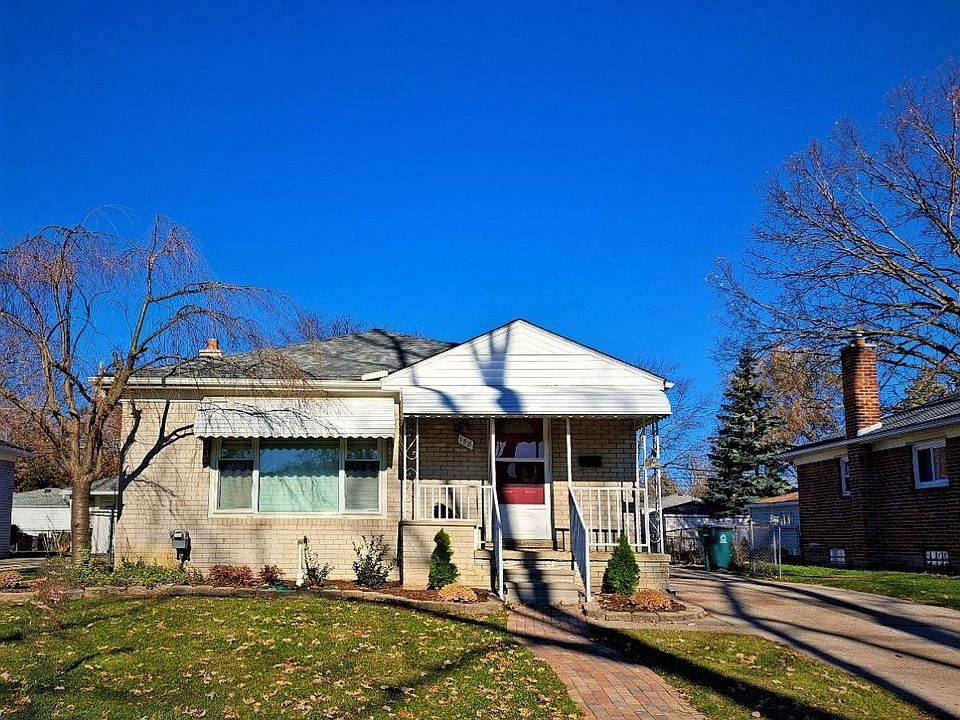 1st image of 158 Elmsford Dr