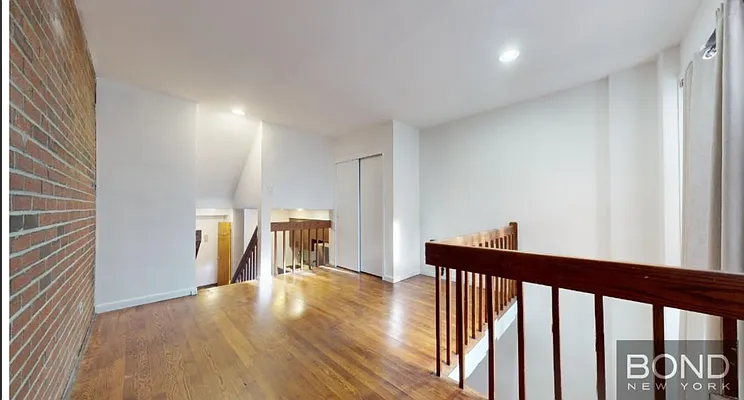 Rented by Bond New York | media 13