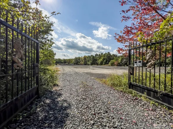 23 Hickory Ln, Bayville, NJ 08721