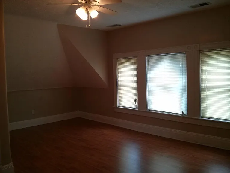 1718 S 4th St #3 — Photo 2