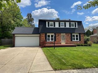 17304 Fairway St, Livonia, MI 48152