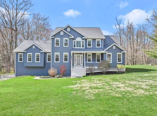 72 Church St, Monroe, CT 06468