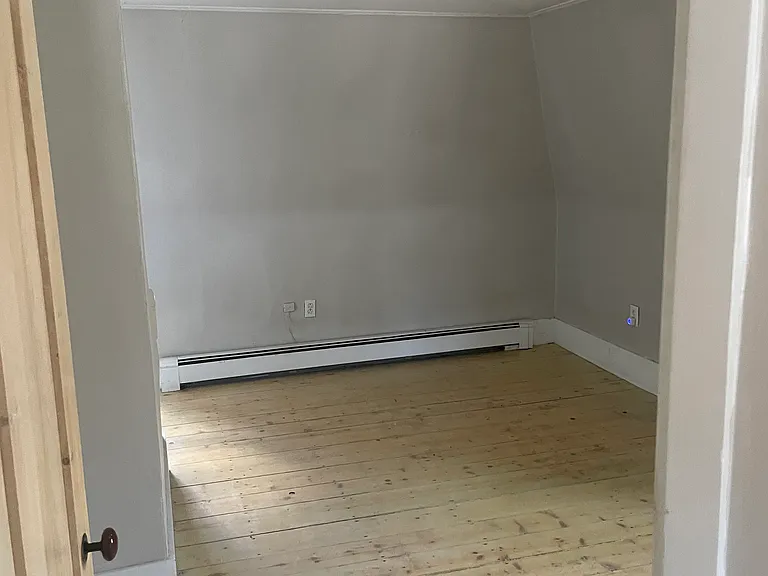 48 Center St #3 — Photo 2