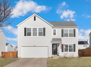 866 Sioux Dr, Round Lake Heights, IL 60073