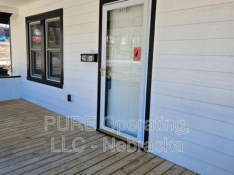 3901 Curtis Ave — Photo 2