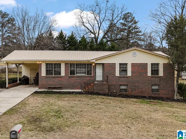 250 Pamela Dr, Calera, AL 35040