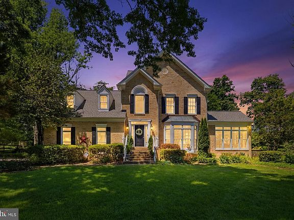 2nd image of 4280 Lawnvale Dr