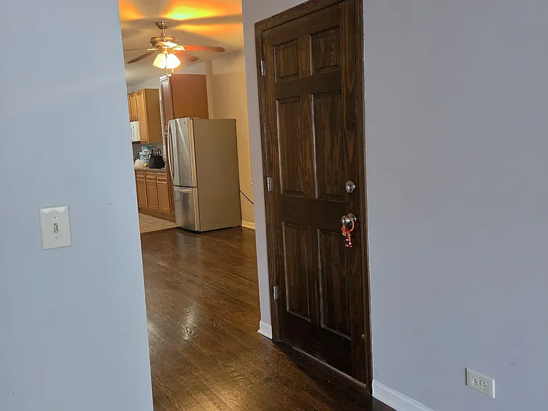 5536 W Congress Pkwy #1 — Photo 11