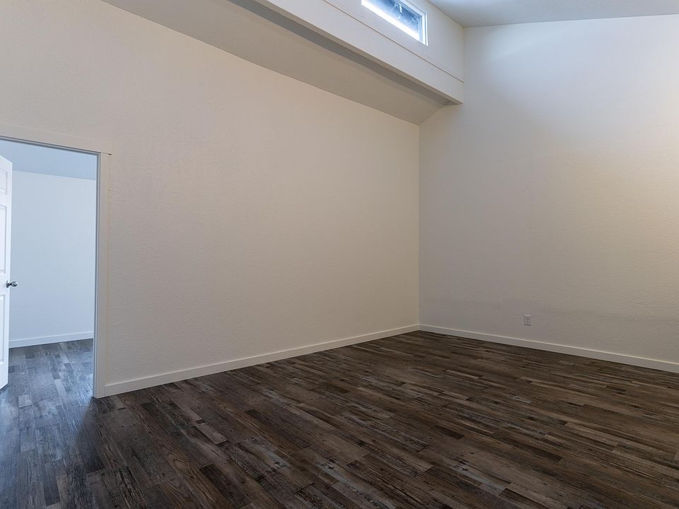 1st image of 3510 S 40th St #A