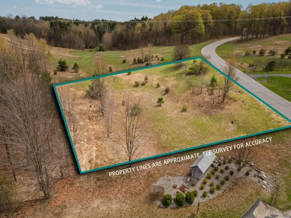42 Farm Ln, Traverse City, MI 49696