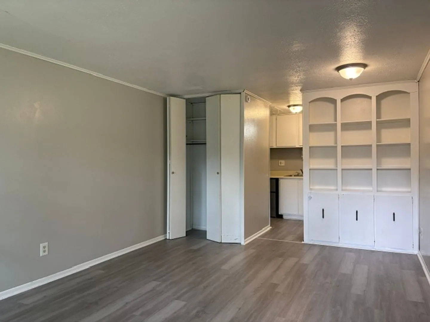 Low-Maintenance Studio with Off-Street Parking! — Photo 2