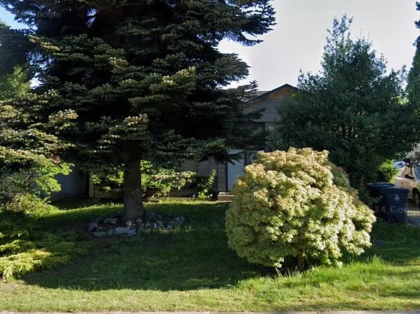 15087 Canary Dr, Surrey, BC V3R 4V4