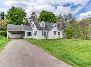 17 Vernon Center Hts, Vernon, CT 06066