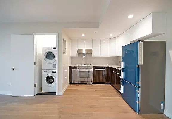 3rd image of 153-53 77th Ave #3B