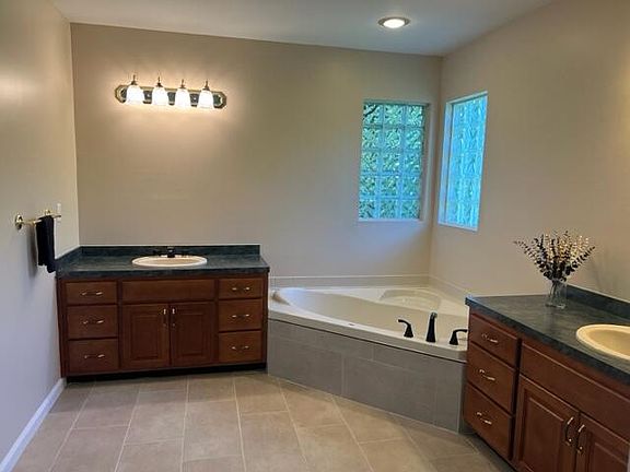 4th image of 6431 Bayshore Dr