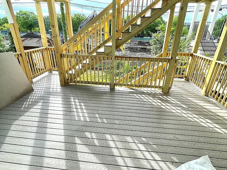247 Chelsea St #1 — Photo 6