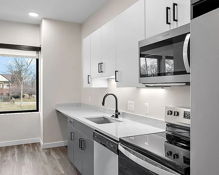 7631 E Lafayette St — Photo 83