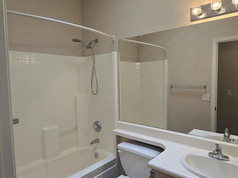 8362 W Melinda Ln — Photo 3