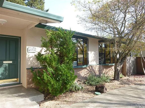 2nd image of 4050 Malone Dr