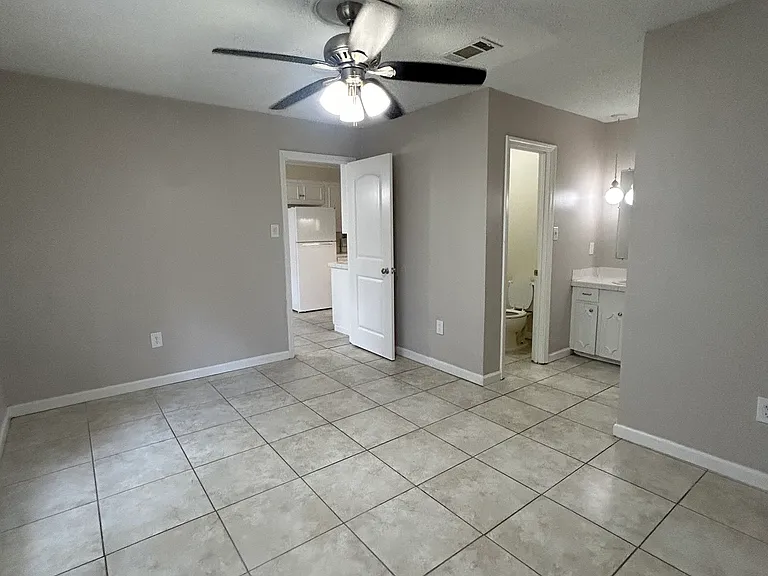 336 Foxboro Dr — Photo 8