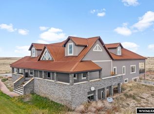 6250 Cole Creek Rd, Evansville, WY 82636
