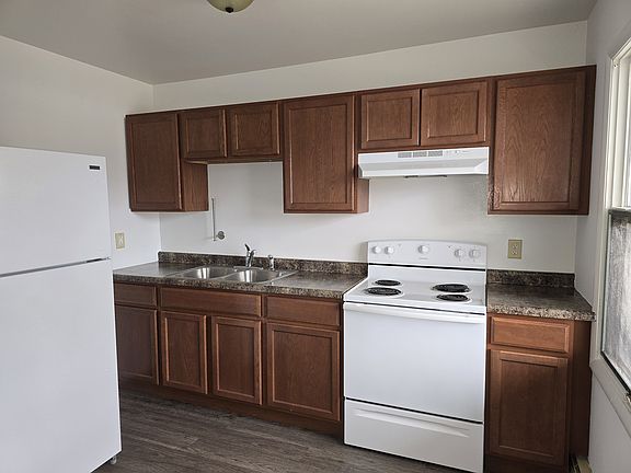 2nd image of 550 N 9th Ave #11