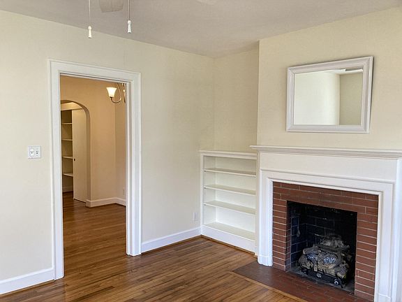 4th image of 2637 Lawndale Ave