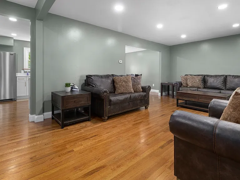 33 Concord Dr — Photo 11