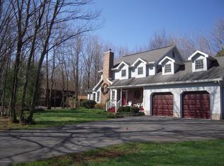 529 Shane Dr, Effort, PA 18330