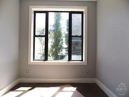 Rented by Blue Egg Realty Corp | media 63