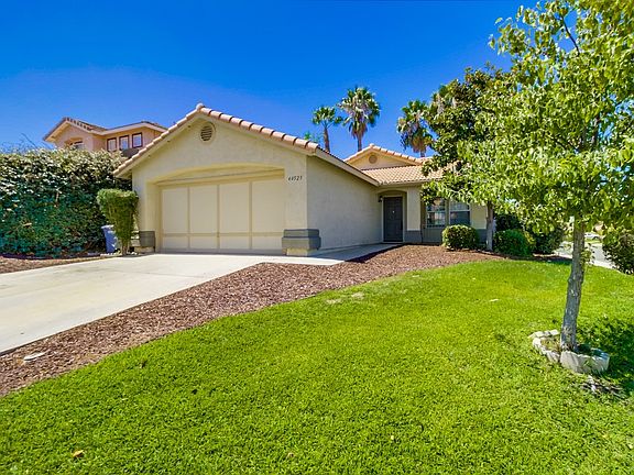 3rd image of 44523 Lauriano Dr