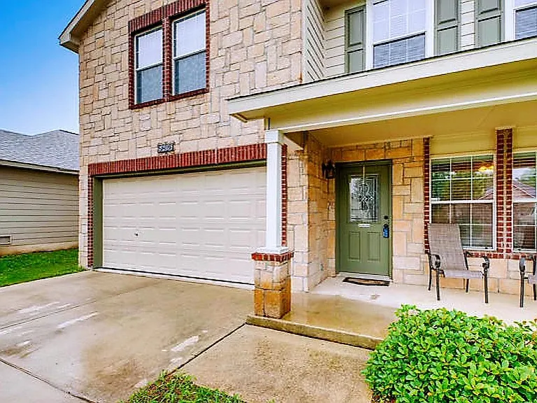5826 Armstrong Wl — Photo 3