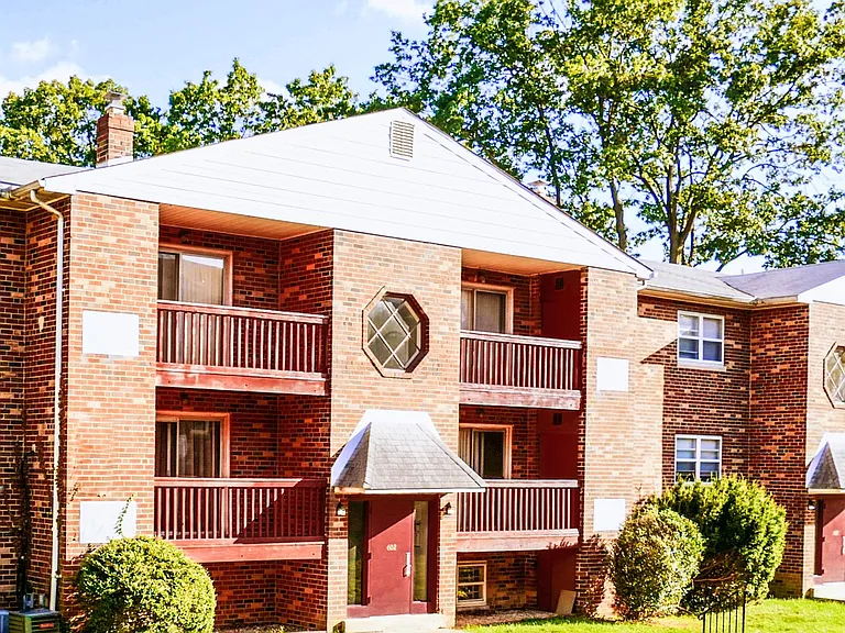 Lea Boulevard Apartments — Photo 10
