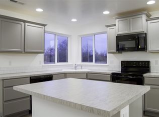 1092 E Yaquina Bay Dr, Nampa, ID 83686