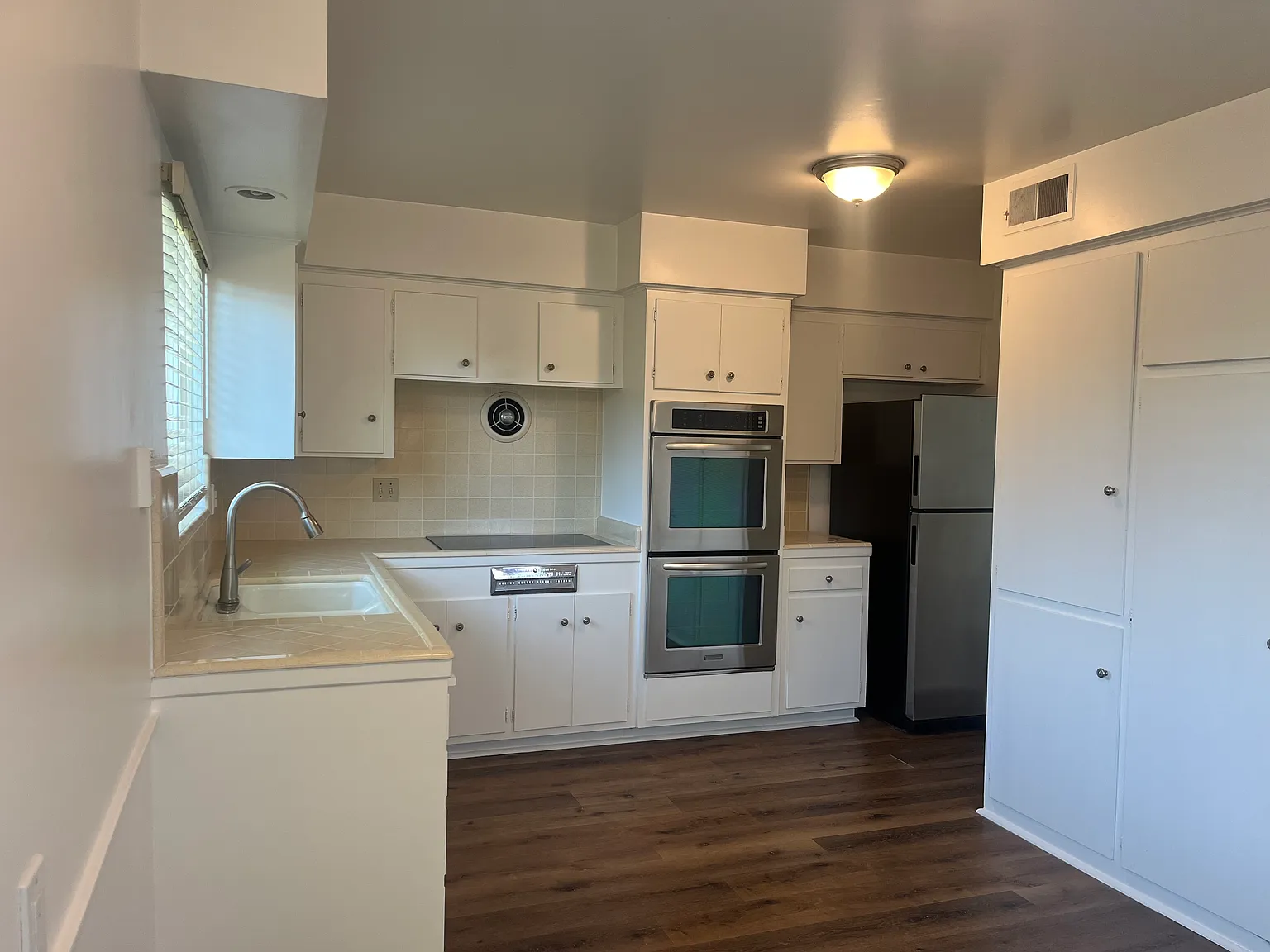 2942 Verde Vista Dr — Photo 4