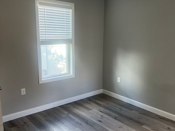 2nd image of 30 Vine St #5