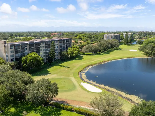 3300 W Rolling Hills Circle #704, Davie, FL 33328