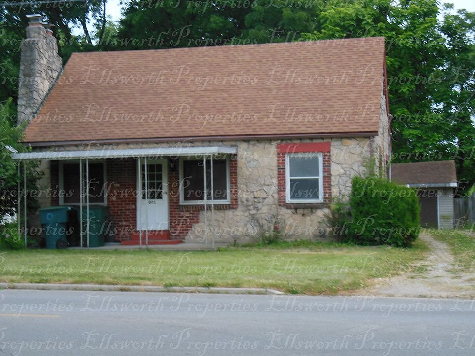1st image of 801 W Centennial Ave