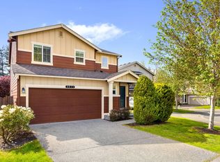 8011 NE 183rd St, Kenmore, WA 98028