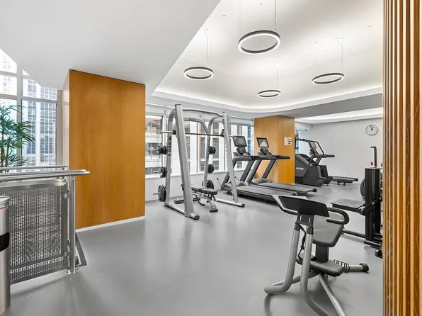 15 West 53rd Street image 17 of 20