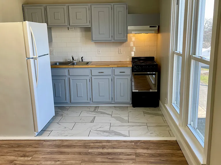 309 N Memorial St #2 — Photo 6