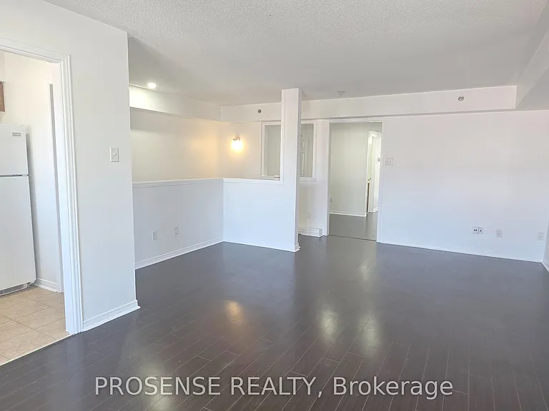 9699 Jane St #13 — Photo 5