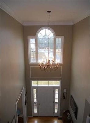 3rd image of 52 Beatrice Ave